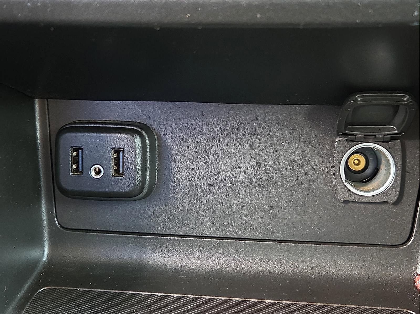 Used 2021 GMC Canyon Elevation w/ Driver Alert Package RWD image 17