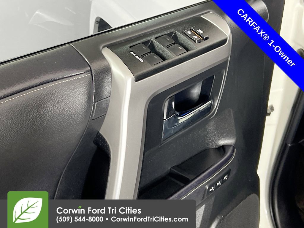 Used 2023 Toyota 4Runner Limited image 12