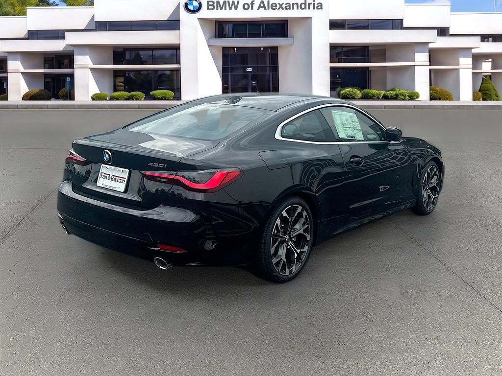 Used 2026 BMW 430i Coupe w/ Parking Assistance Package RWD image 7