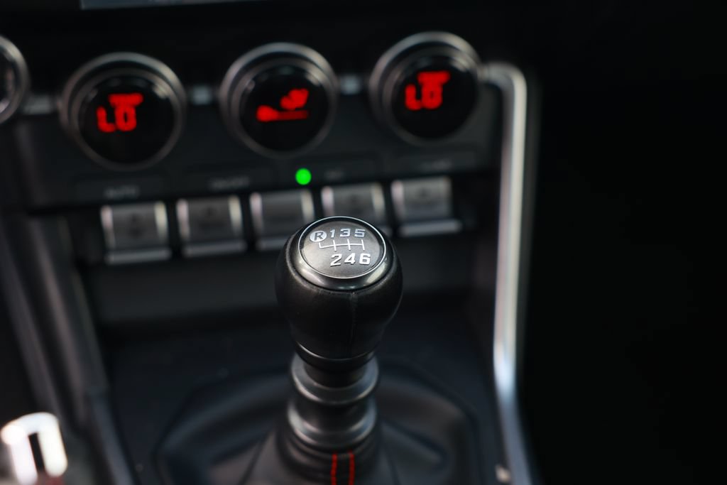 Used 2024 Subaru BRZ Limited RWD image 31