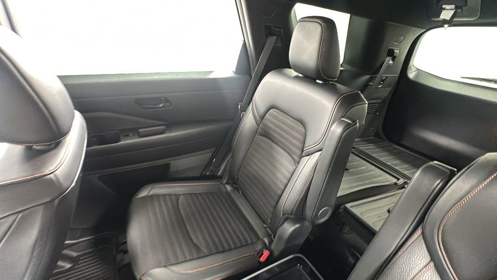 Used 2024 Nissan Pathfinder Rock Creek image 14