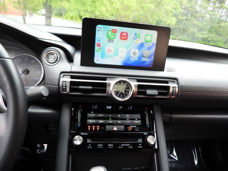 Used 2022 Lexus IS 300 RWD image 57