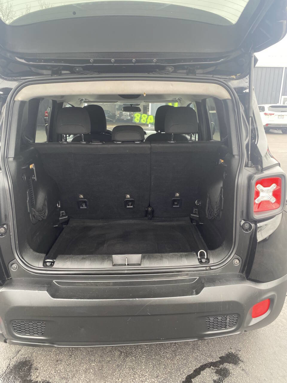 Used 2017 Jeep Renegade Sport w/ Power & Air Group image 5