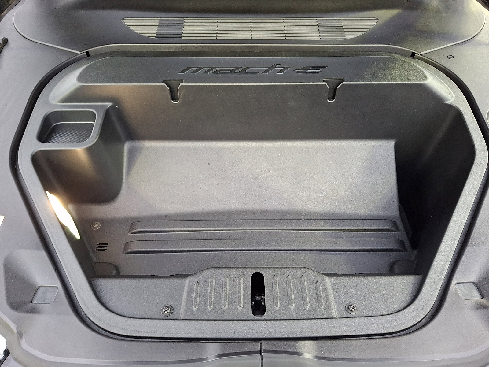 Certified 2025 Ford Mustang Mach-E Premium w/ Sport Appearance Package image 28