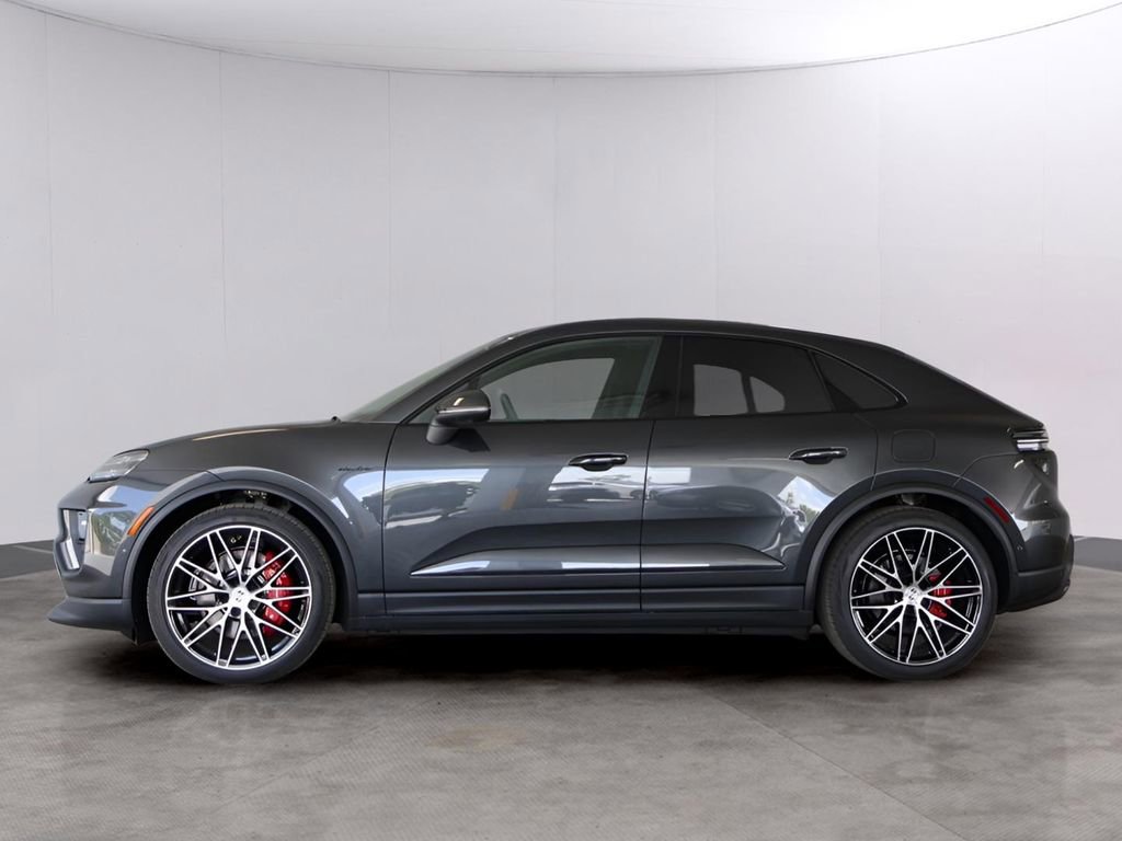 Certified 2025 Porsche Macan 4S Electric image 2