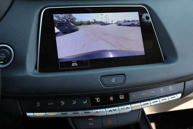 Used 2022 Cadillac XT4 Premium Luxury w/ Safety Alert Package image 32