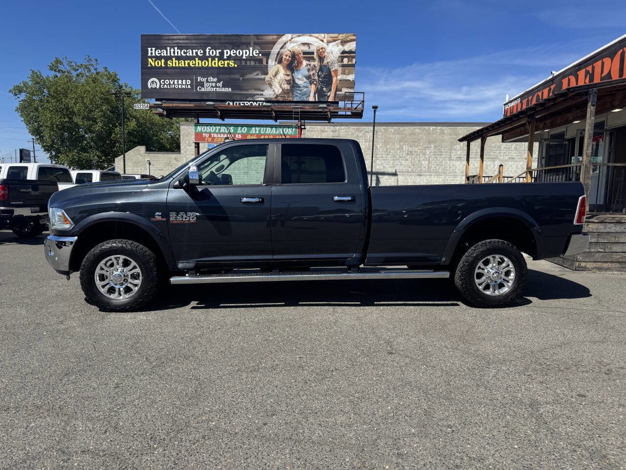 Used 2018 RAM 2500 Laramie image 4