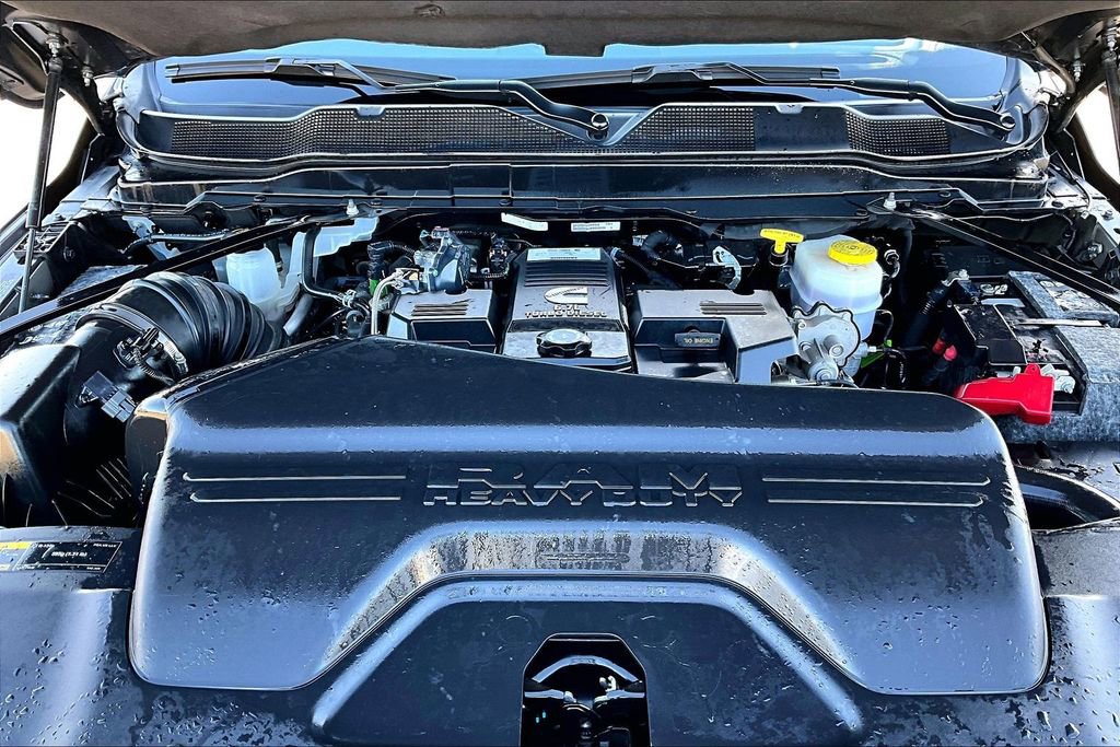 Used 2019 RAM 3500 Laramie image 9