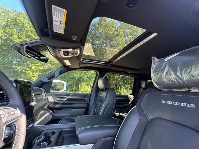 New 2027 RAM 1500 Laramie AWD/4WD image 24