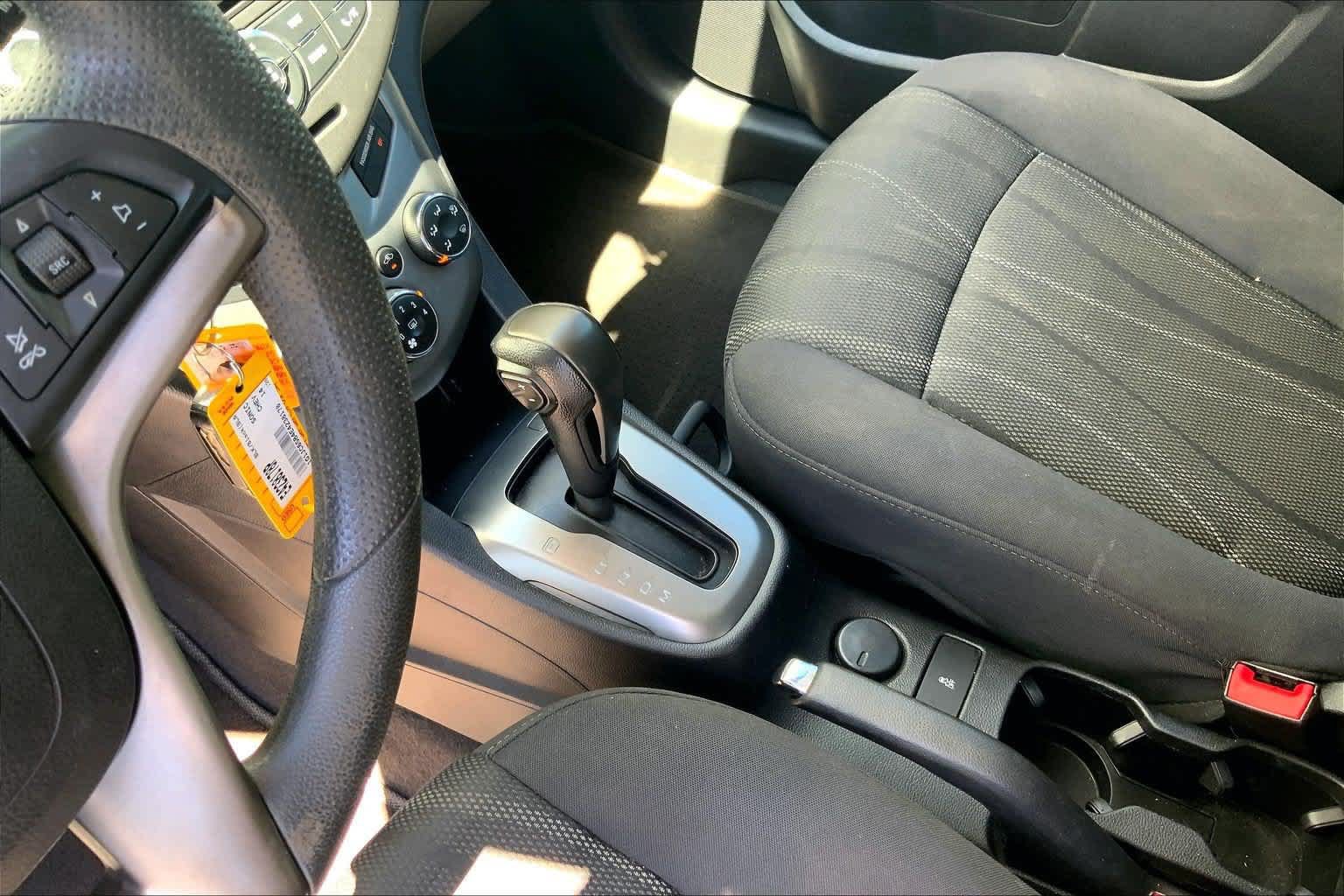 Used 2014 Chevrolet Sonic LT FWD image 16