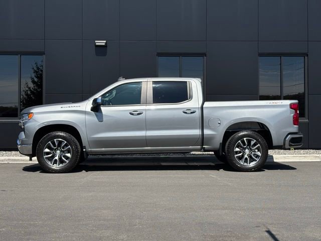 Used 2024 Chevrolet Silverado 1500 LT AWD/4WD image 4