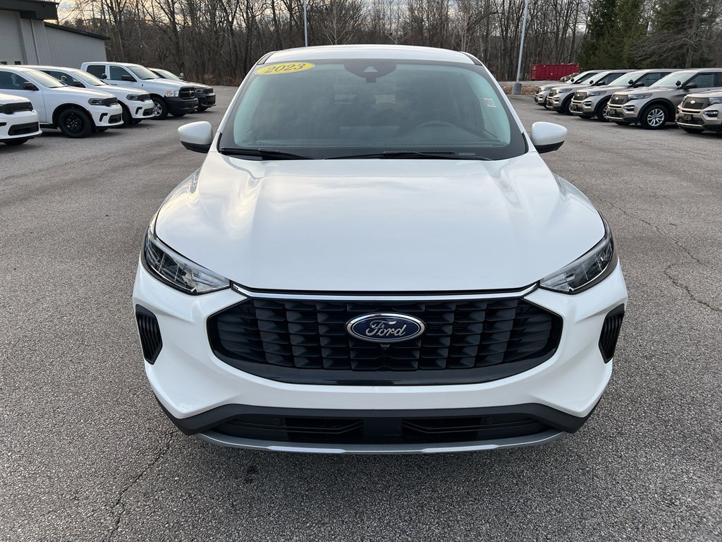 Used 2023 Ford Escape Active w/ Tech Pack #2 image 2