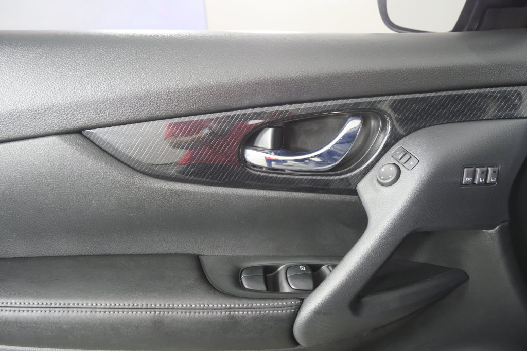 Used 2017 Nissan Rogue SL FWD image 8