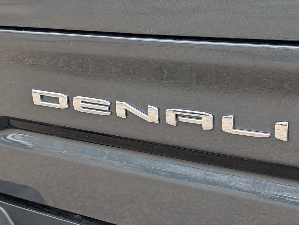 Used 2019 GMC Sierra 1500 Denali w/ Denali Ultimate Package AWD/4WD image 11