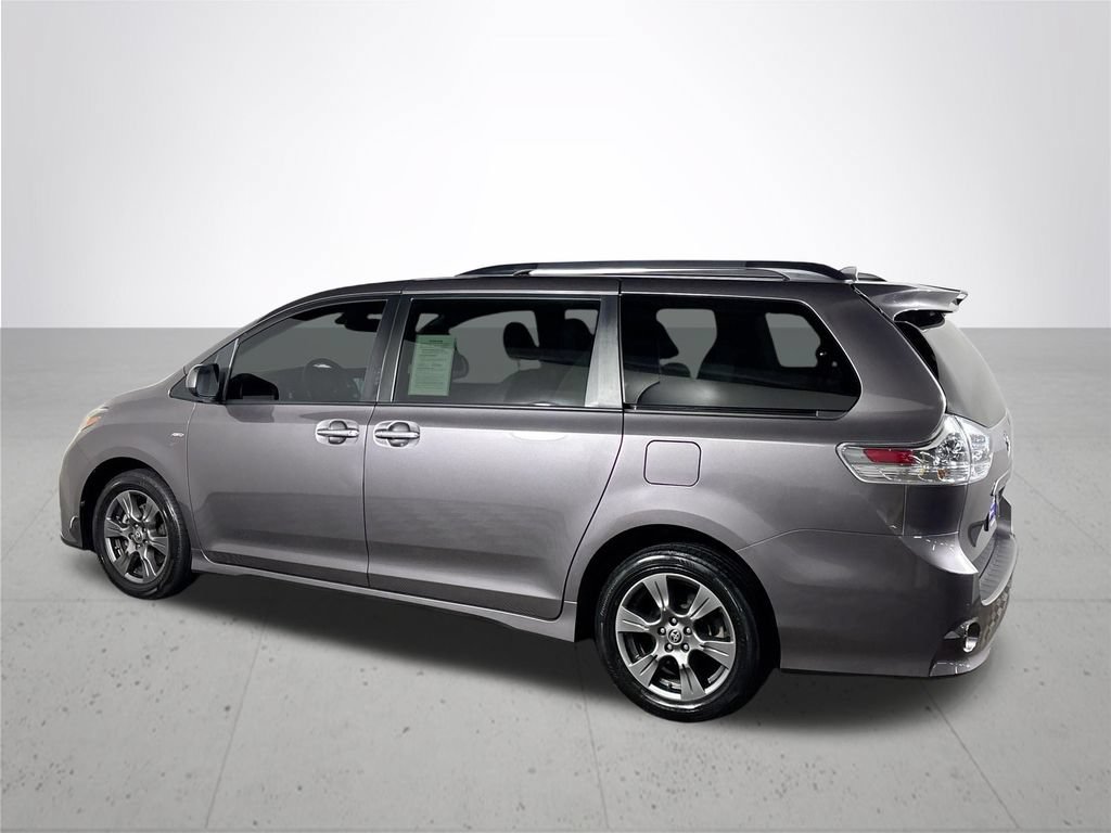 Used 2020 Toyota Sienna SE w/ SE Preferred Package AWD/4WD image 8