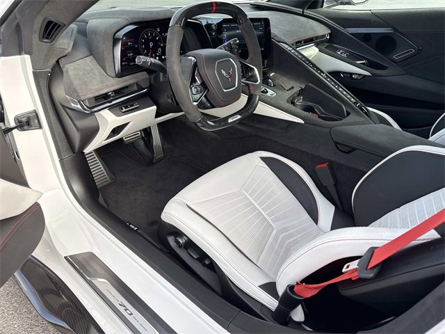 Used 2023 Chevrolet Corvette Z06 w/ Z07 Performance Package image 9