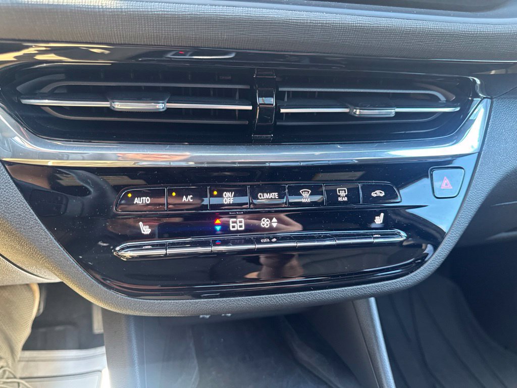 Used 2026 Buick Envista Avenir FWD image 23