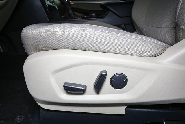 Used 2018 Ford Explorer XLT w/ Equipment Group 201A image 39