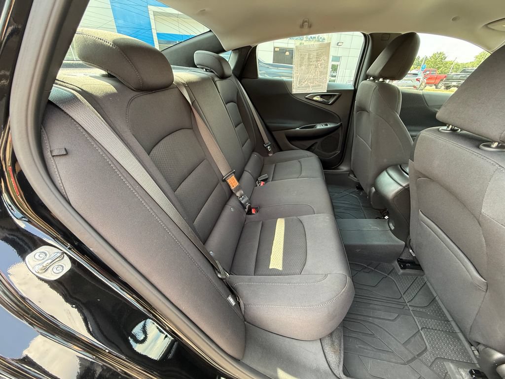 Certified 2024 Chevrolet Malibu RS w/ LPO, Floor Liner Package FWD image 27