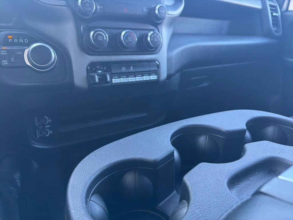 Used 2024 RAM 2500 Tradesman w/ Chrome Appearance Group image 23