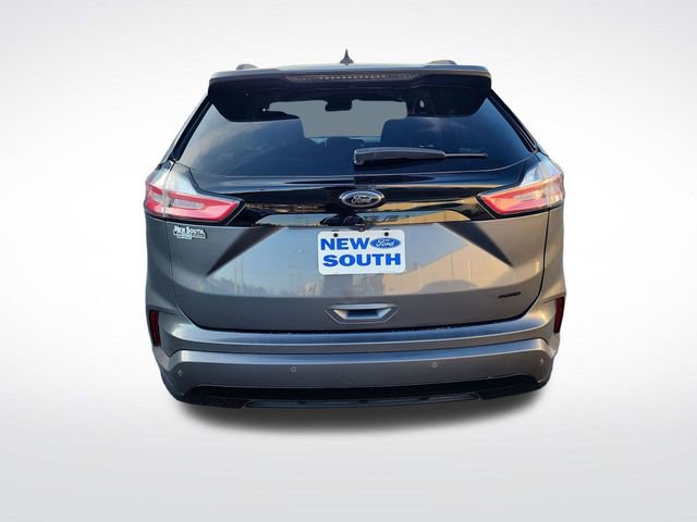 Used 2022 Ford Edge SE w/ Black Appearance Package image 4