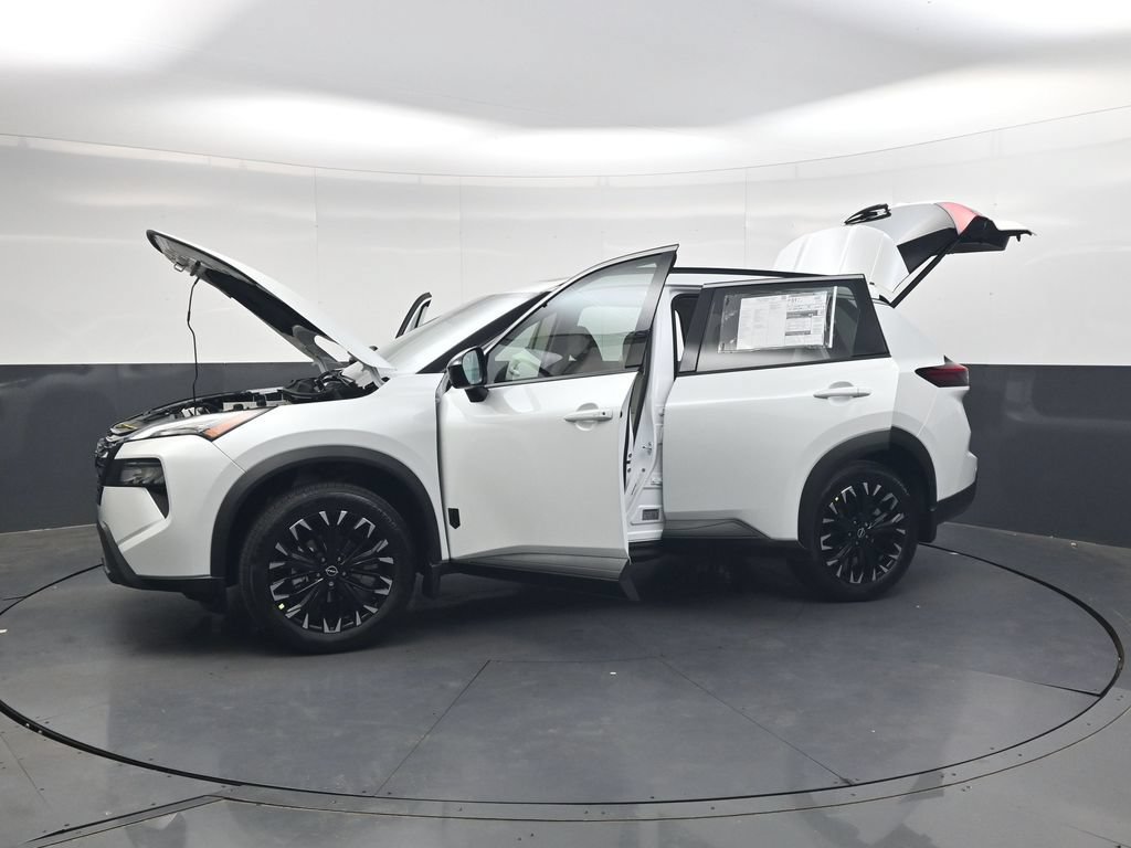 New 2026 Nissan Rogue Dark Armor AWD/4WD image 37
