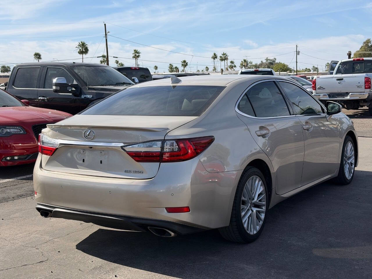 Used 2016 Lexus ES 350 w/ Luxury Package w/Wood Trim FWD image 7
