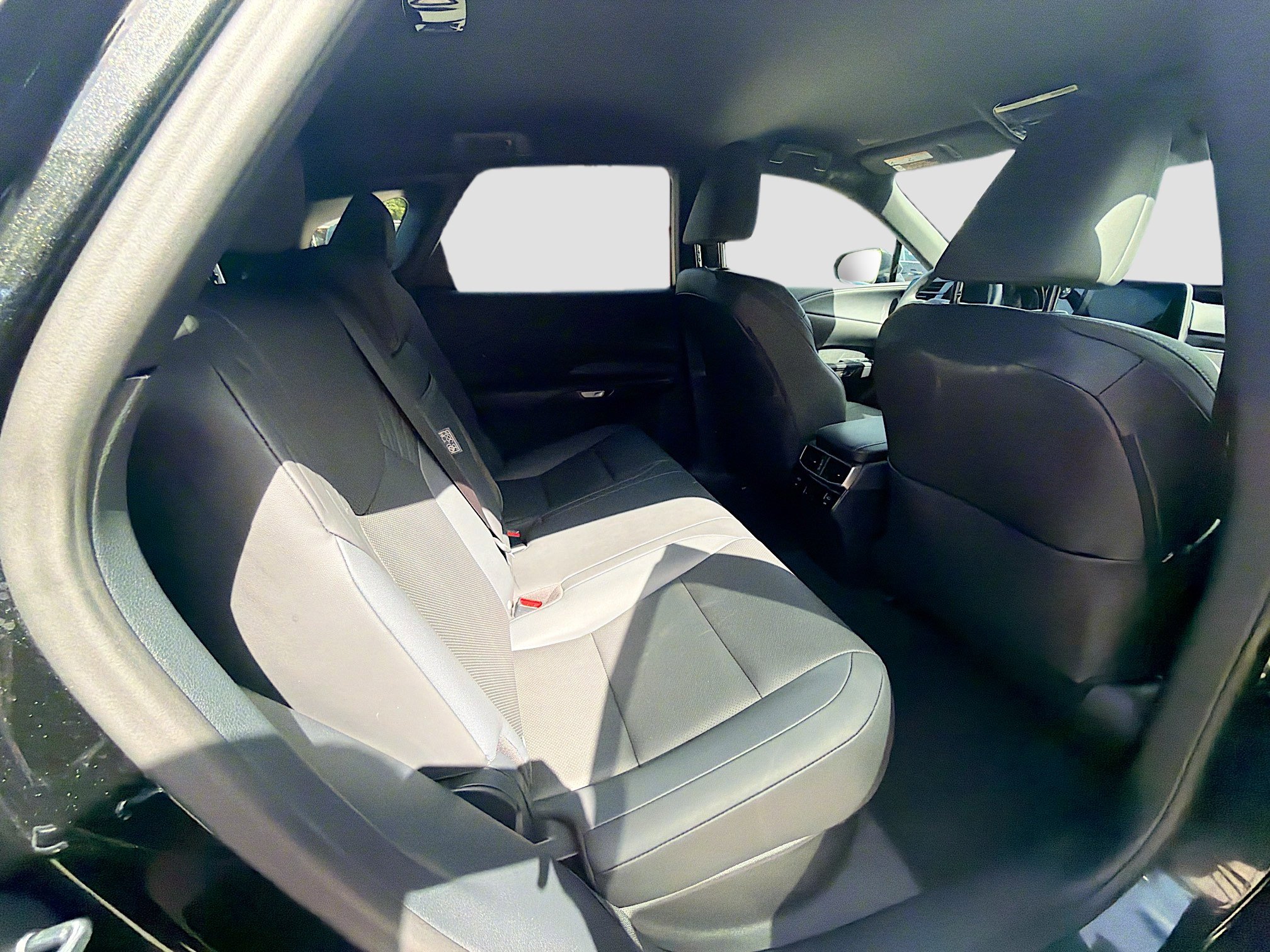 Used 2024 Lexus RX 350 FWD w/ Technology Package image 30