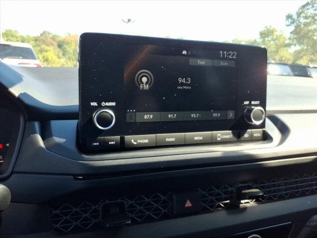 Used 2023 Honda Accord LX image 9