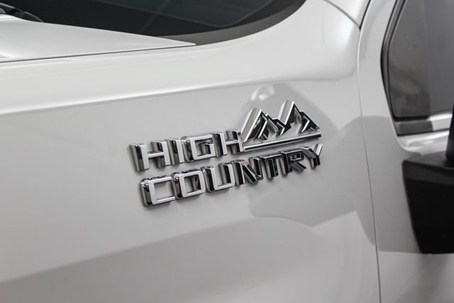 Certified 2024 Chevrolet Silverado 2500 High Country AWD/4WD image 36