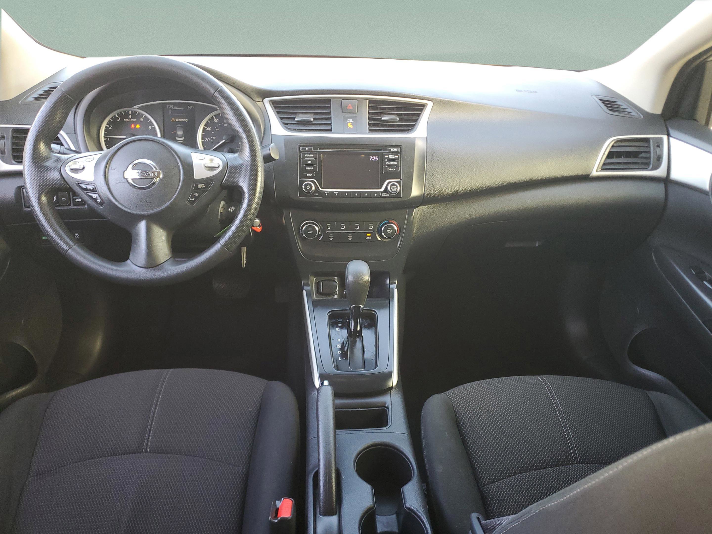 Used 2018 Nissan Sentra S image 8