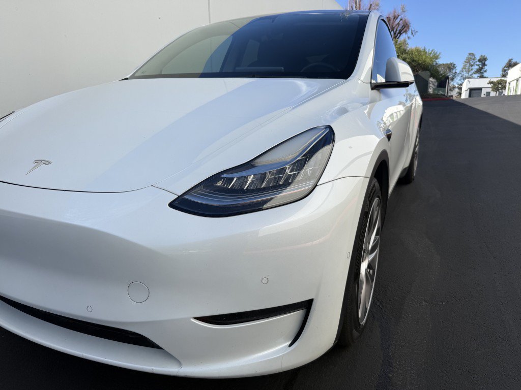 Used 2022 Tesla Model Y Long Range AWD/4WD image 5