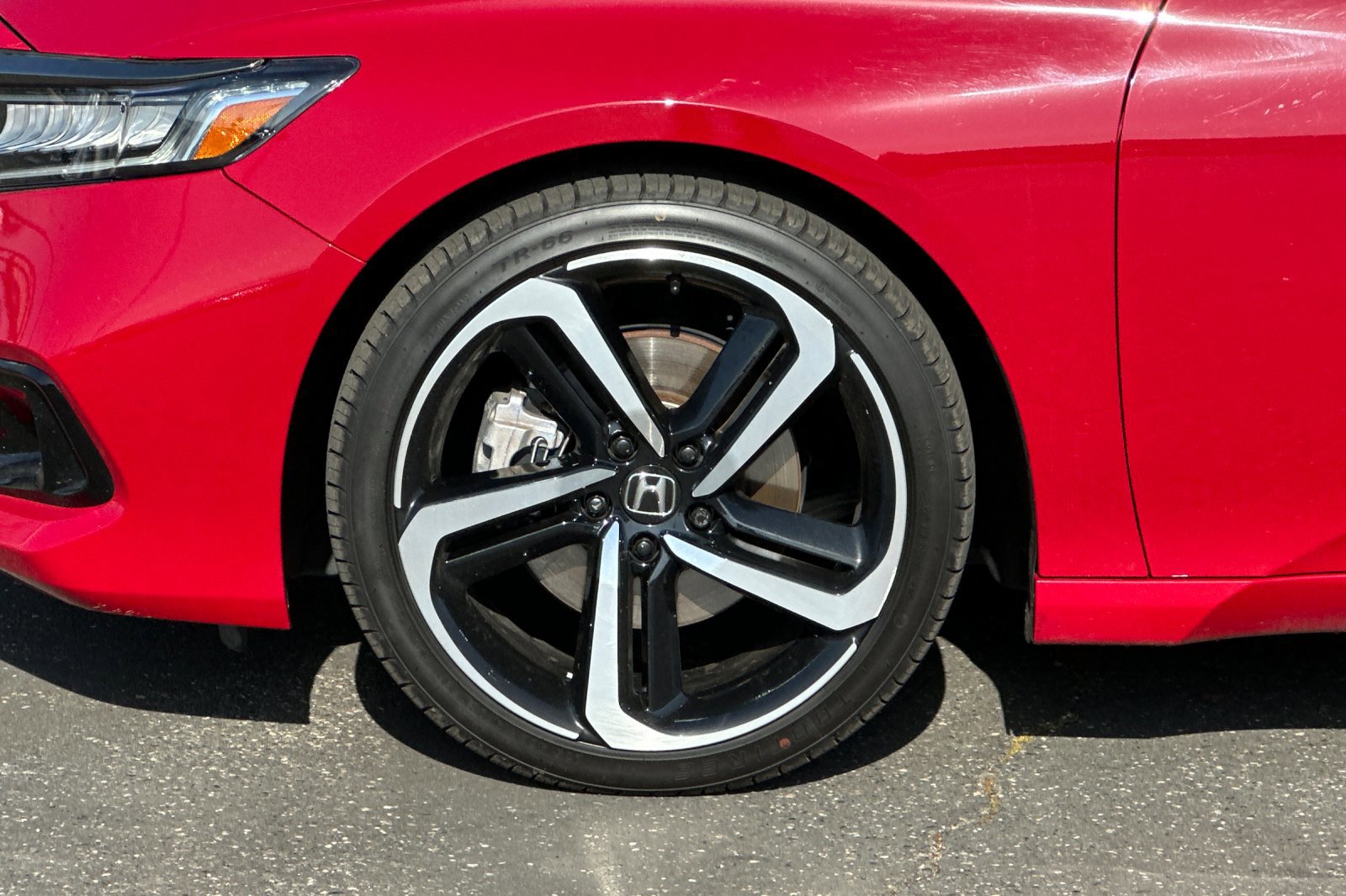 Used 2022 Honda Accord Sport image 25