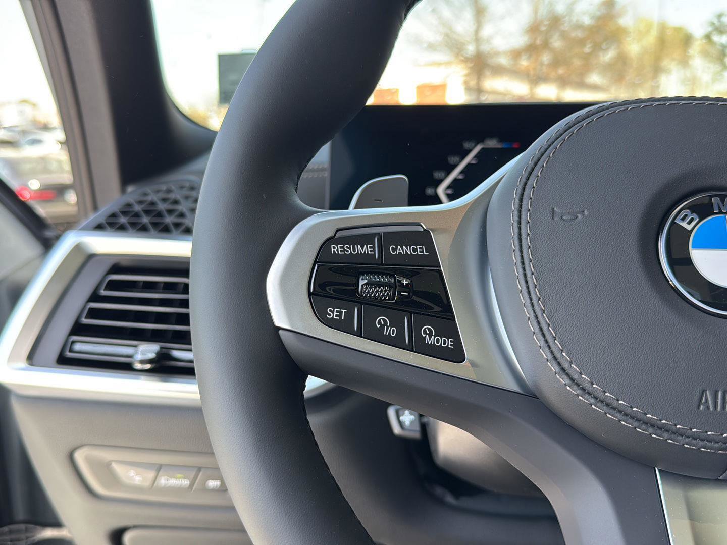 New 2026 BMW X5 sDrive40i image 19