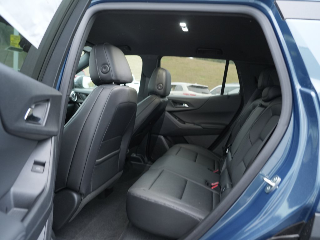 New 2027 Chevrolet Equinox LT w/ Convenience Package II AWD/4WD image 11