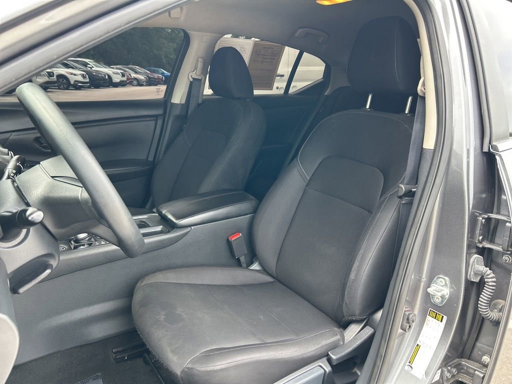 Used 2024 Nissan Sentra S FWD image 19