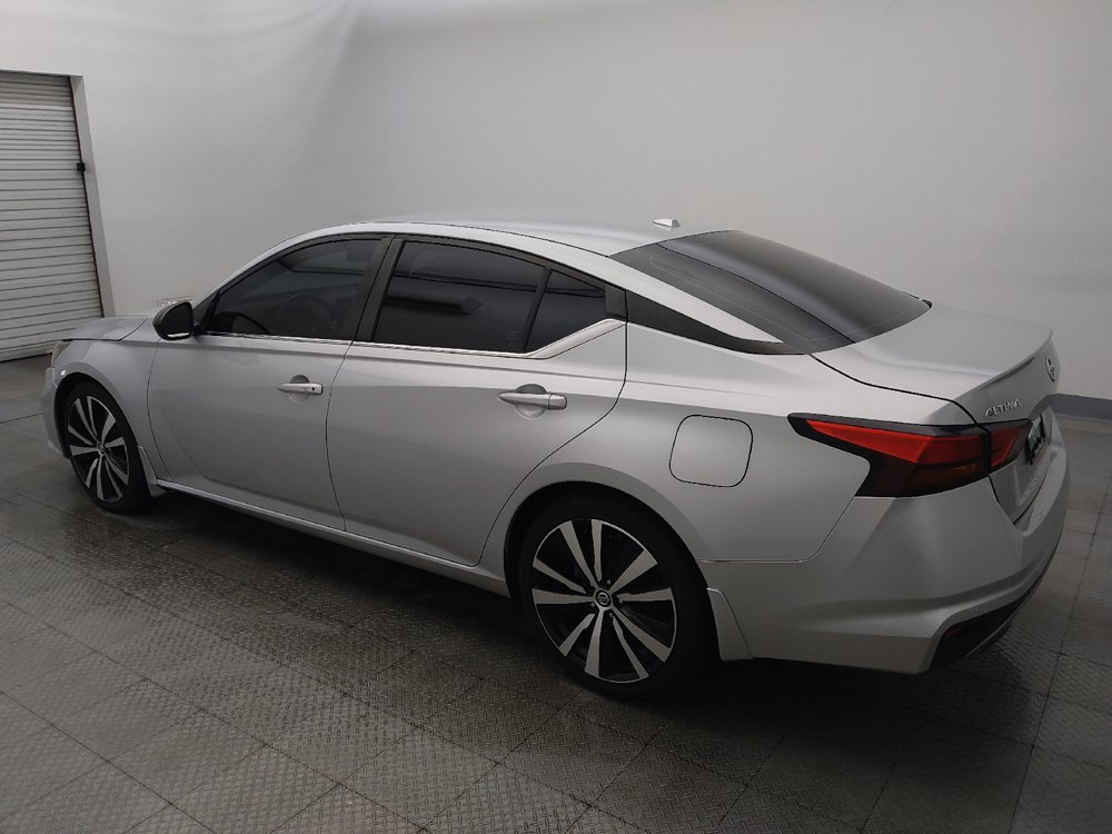 Used 2020 Nissan Altima 2.5 SR FWD image 3