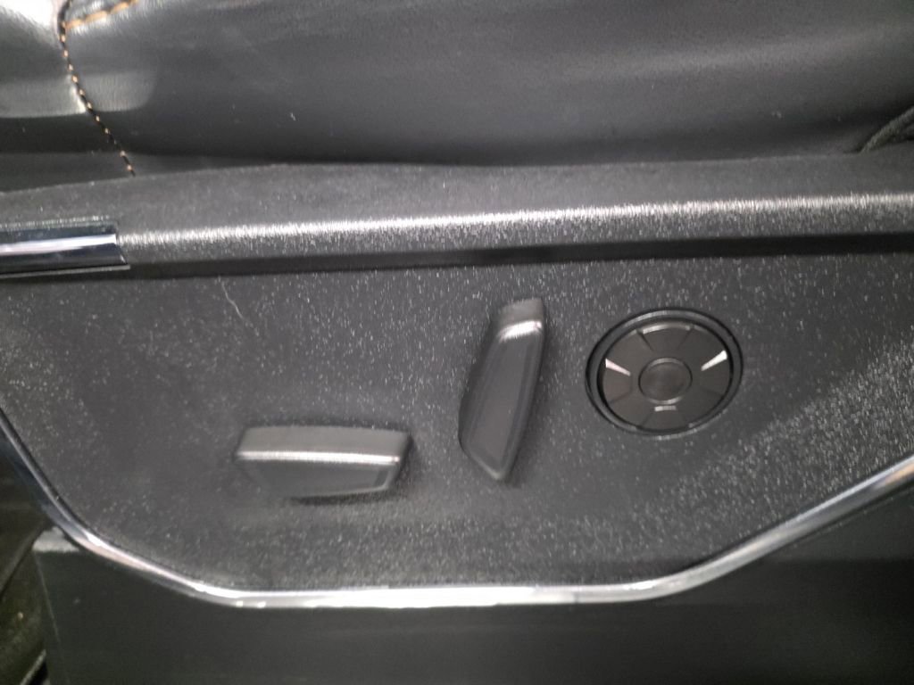 Used 2024 Ford F350 Platinum image 33