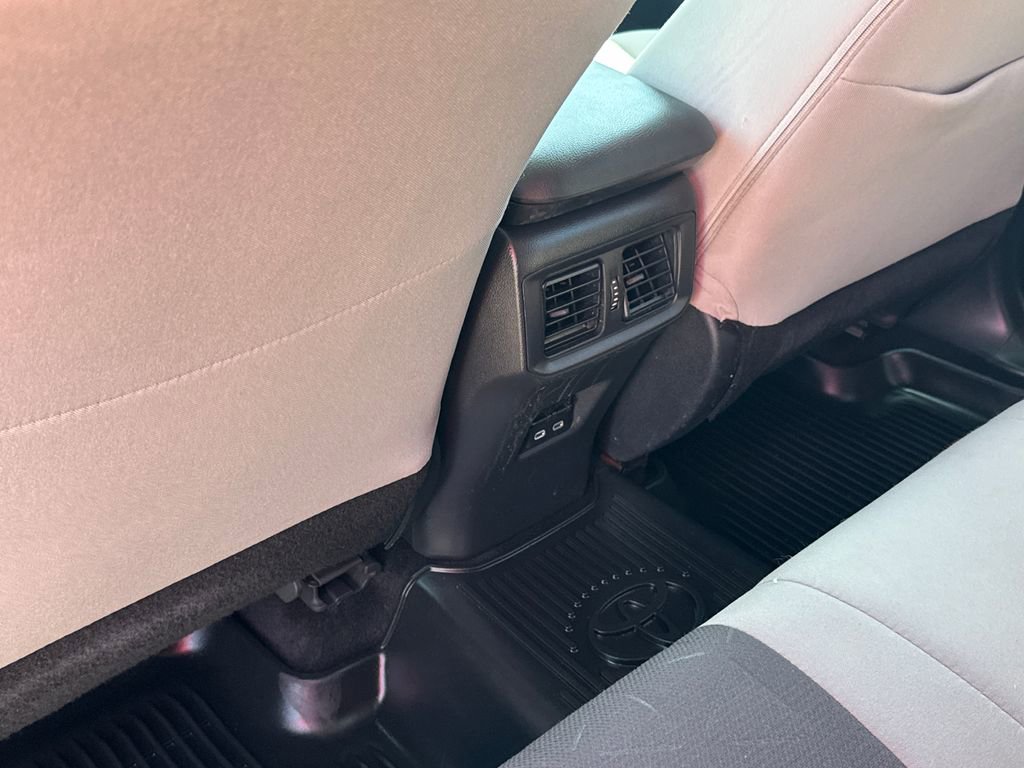 Used 2025 Toyota RAV4 XLE w/ Weather Package AWD/4WD image 35
