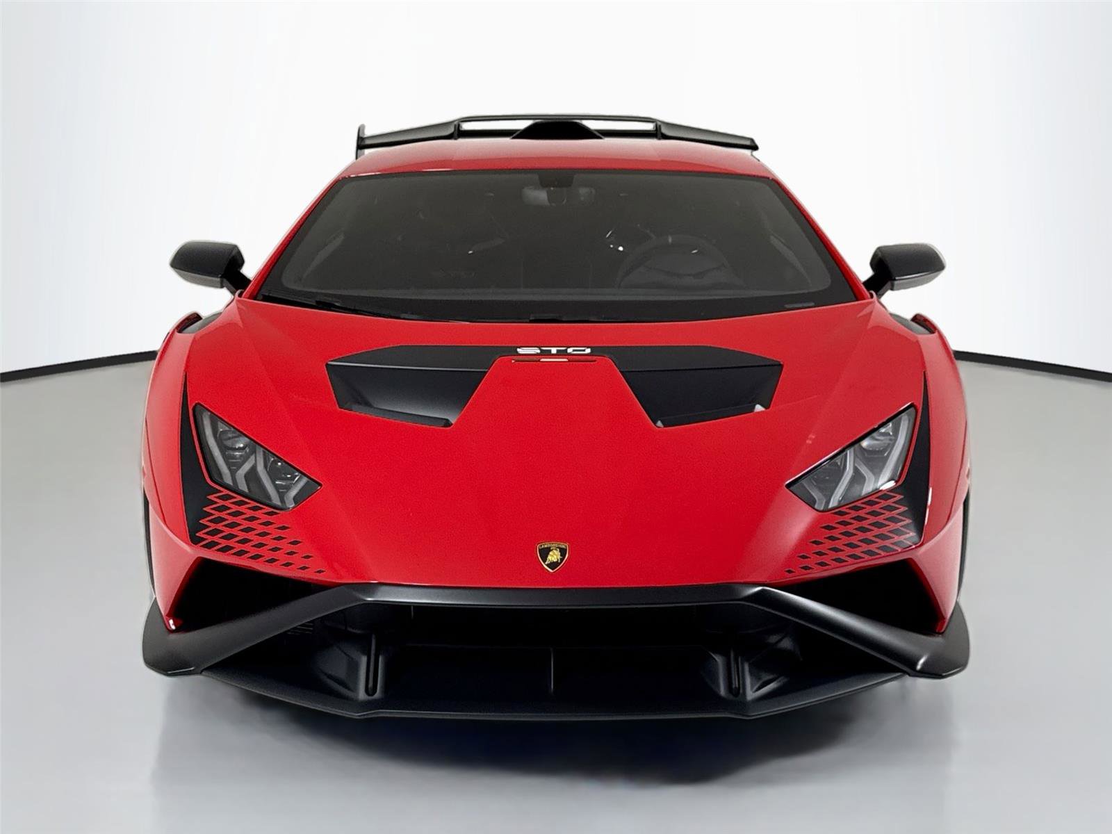 Used 2022 Lamborghini Huracan STO RWD image 11