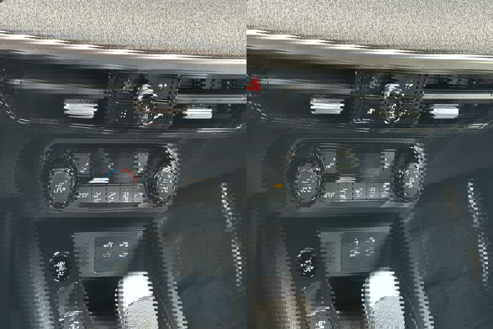 New 2026 Nissan Kicks SV image 20