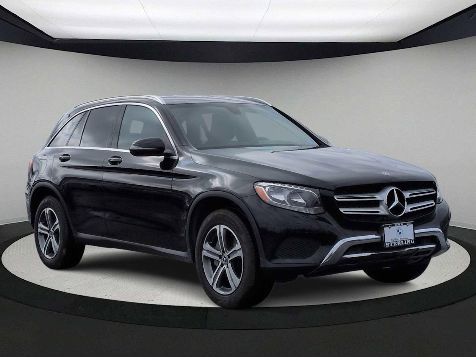 Used 2019 Mercedes-Benz GLC 300 4MATIC image 2