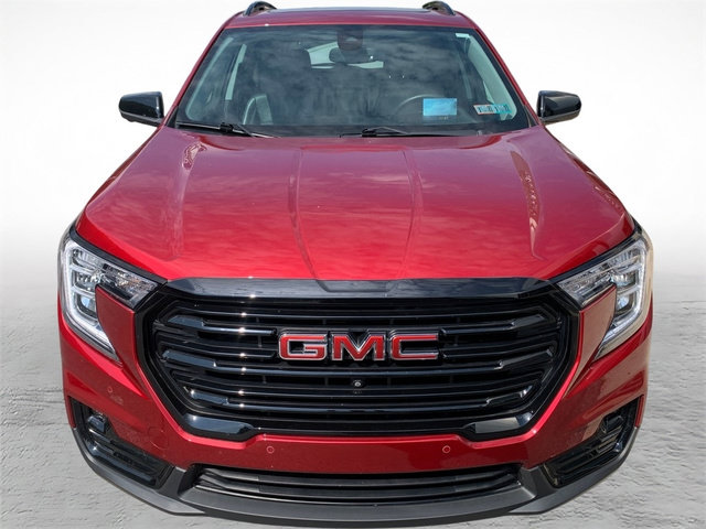 Used 2023 GMC Terrain SLT w/ Tech Package AWD/4WD image 7