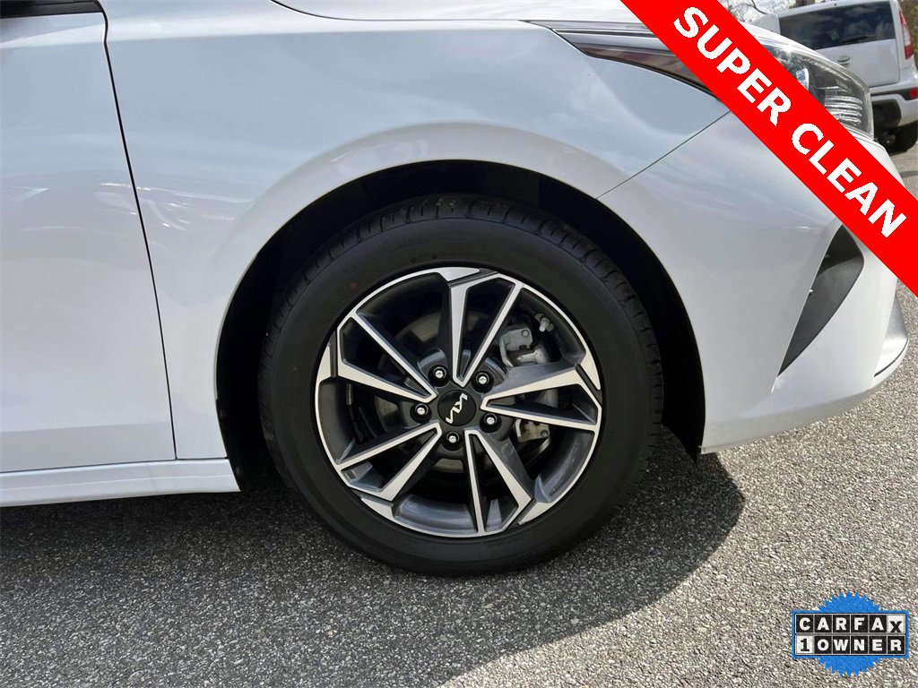 Used 2023 Kia Forte LXS w/ LXS Technology Package image 8