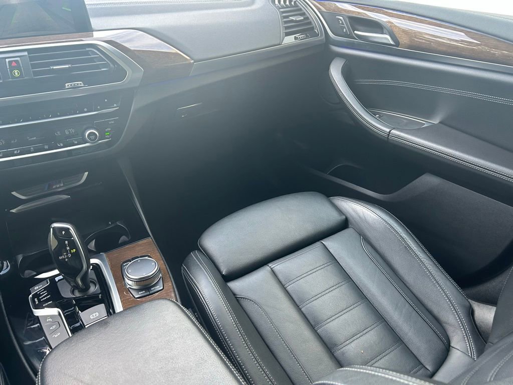 Used 2018 BMW X3 M40i image 11