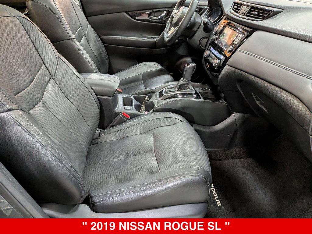 Used 2019 Nissan Rogue SL w/ Premium Package AWD/4WD image 34