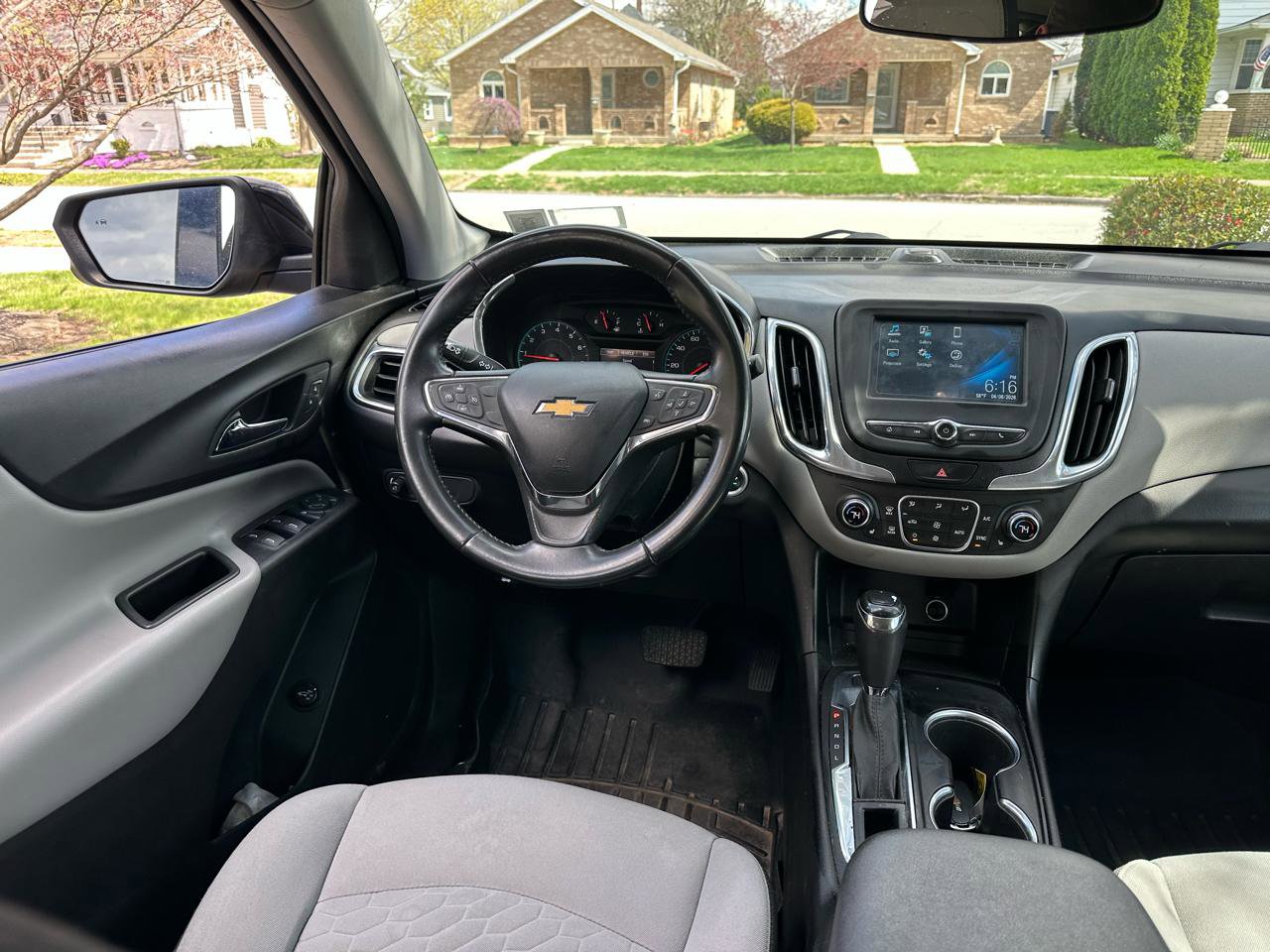Used 2018 Chevrolet Equinox LT AWD/4WD image 9
