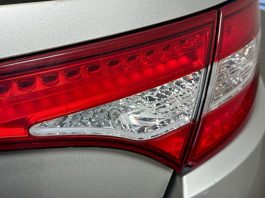 Used 2013 Kia Optima EX image 31