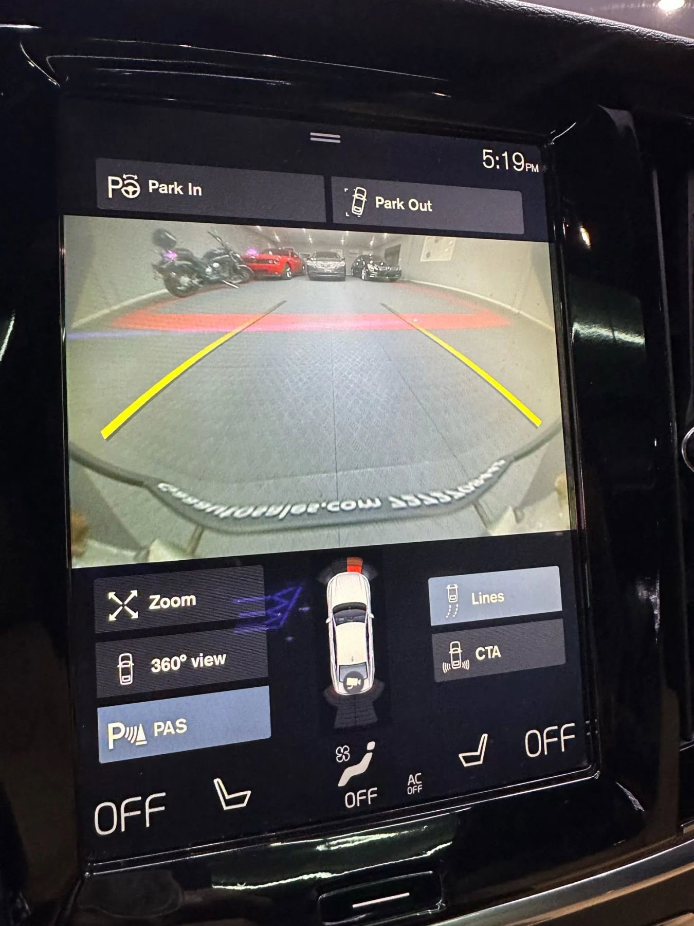 Used 2018 Volvo S90 T5 Momentum w/ Convenience Package image 24