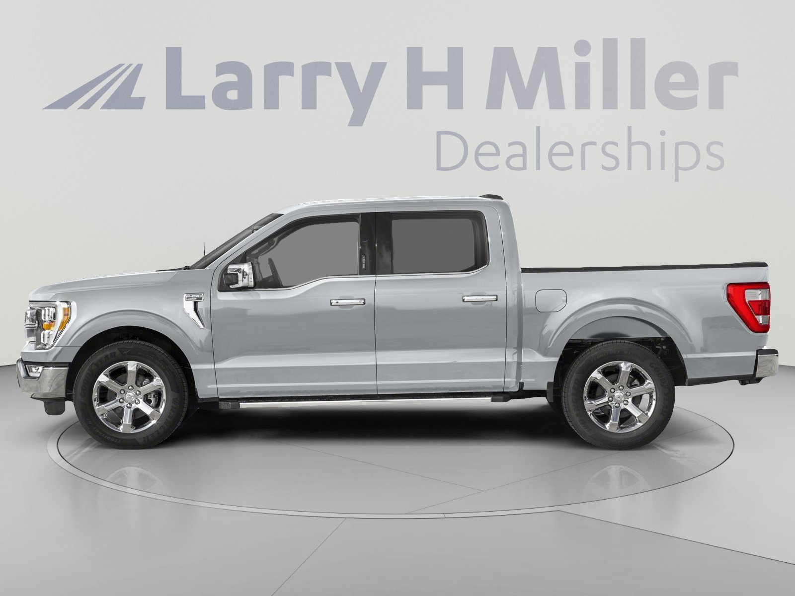 Used 2023 Ford F150 Lariat AWD/4WD image 3